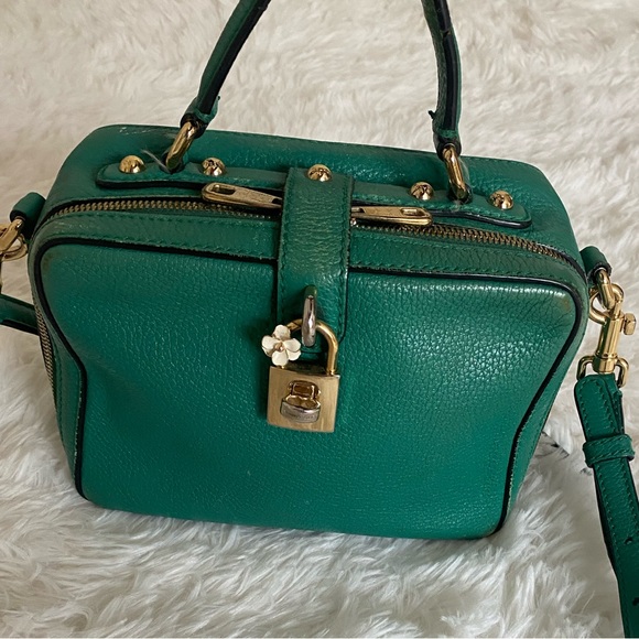 Dolce & Gabbana
Green Soft Grained-Leather Dolce Box Bag - Picture 3 of 13
